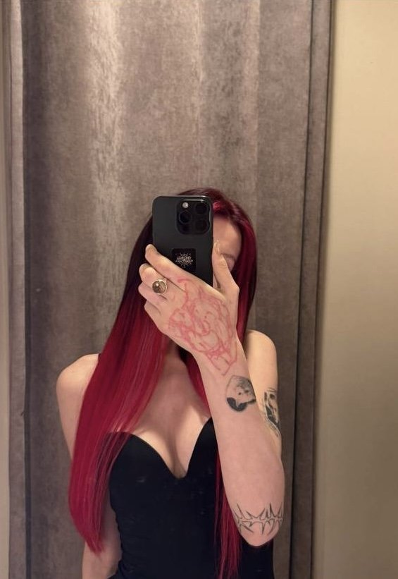 Hello dear, my name is Lily I’m sweet young girl with perfect fit body soft skin and always perfect smell Hello dear, my name is Lily I’m sweet young girl with perfect fit body soft skin and always perfect smell