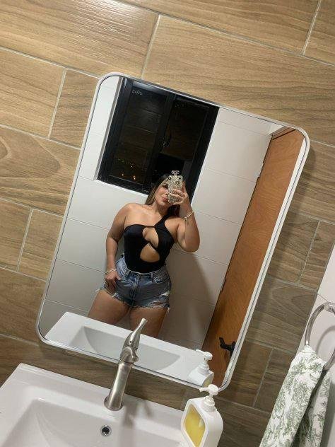 Skarlet hot ready sexy for you baby call me any time am sexy now baby Skarlet hot ready sexy for you baby call me any time am sexy now baby