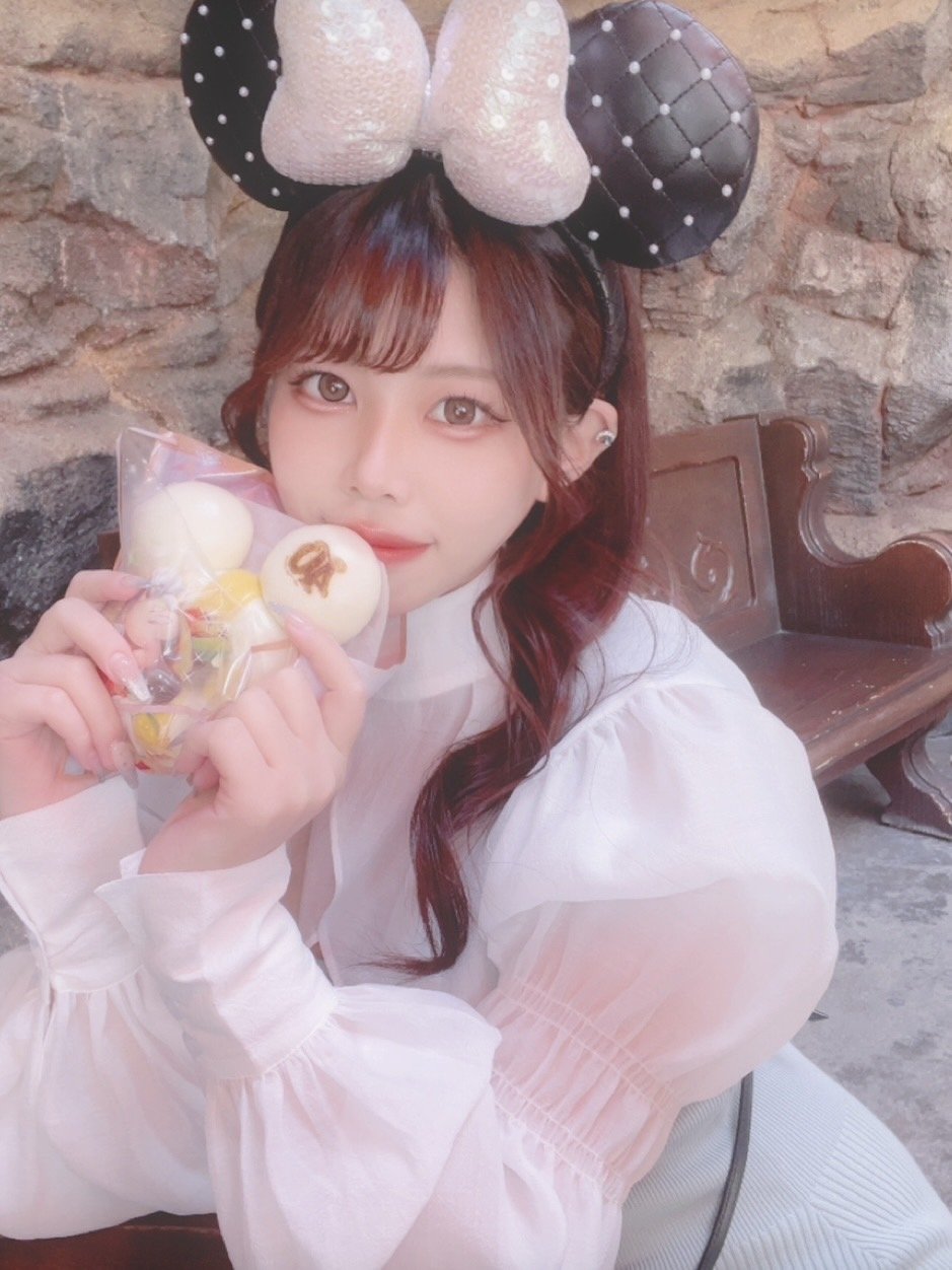 My name Saku from japan🇯🇵 and I'm here for the first time. I want to give you guys a special experience😜 My name Saku from japan🇯🇵 and I'm here for the first time. I want to give you guys a special experience😜