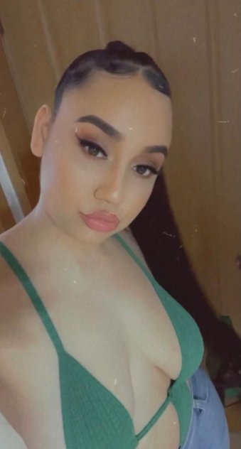 Colombian Girl Available💦🍒 Colombian Girl Available💦🍒