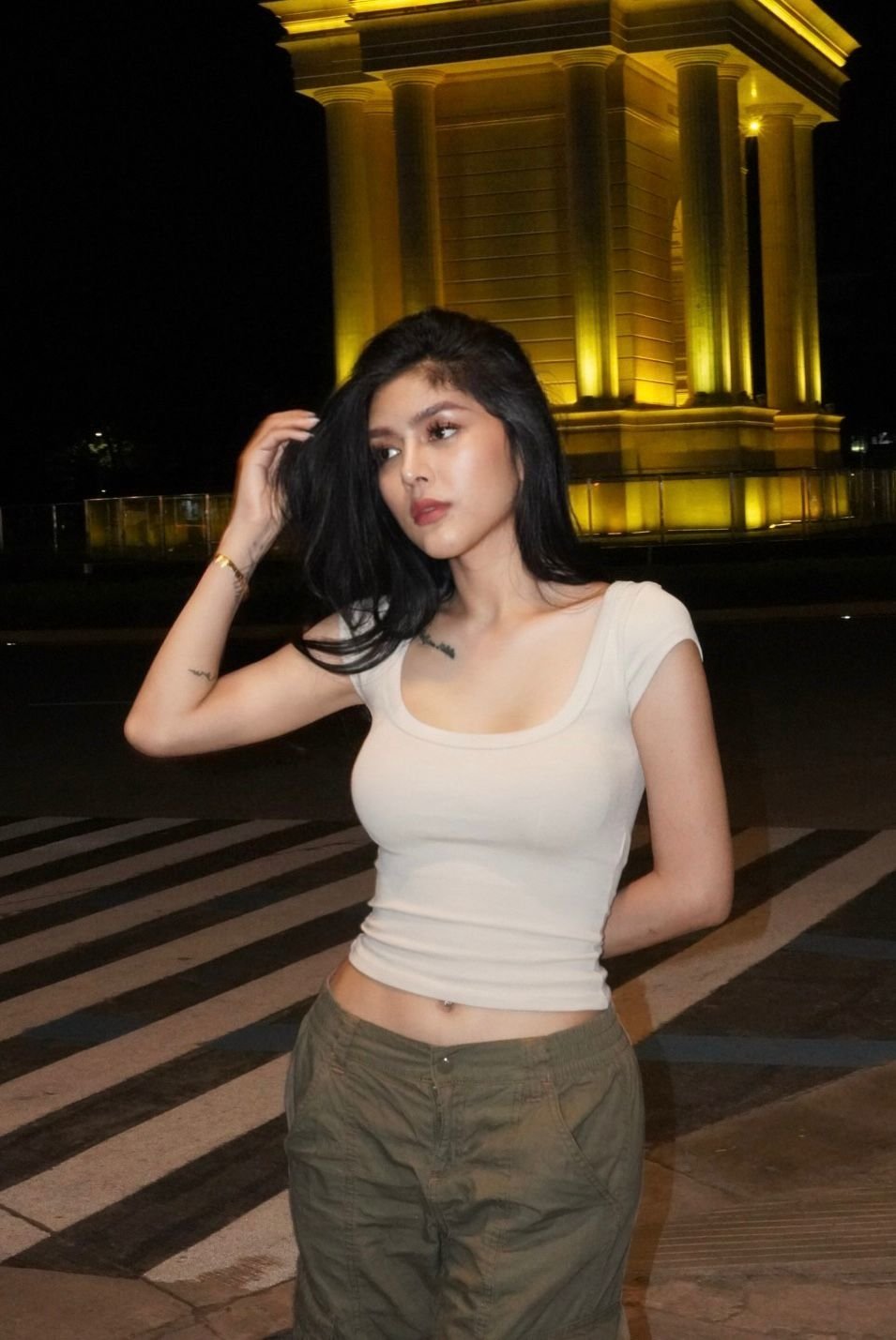 Hello Gentlemen I am Caroline. ๐ธ 24 yrs old, flight attendant/ model/ famous artist in Ukraine. Hello Gentlemen I am Caroline. ๐ธ 24 yrs old, flight attendant/ model/ famous artist in Ukraine.