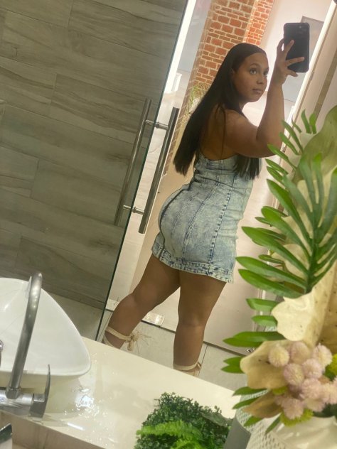 Venezuelan π»πͺπ newcomer to the business, treat me with love Venezuelan π»πͺπ newcomer to the business, treat me with love