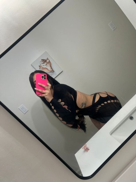 Colombian Girl Available💦🍒 Colombian Girl Available💦🍒