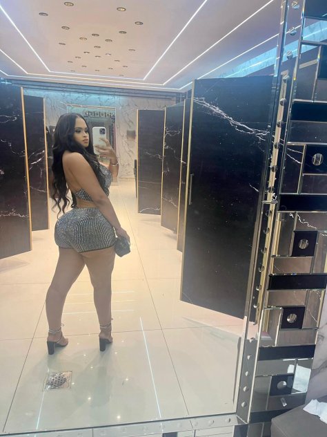 Pay Cash Full Service Latina hot available call me daddy No game Pay Cash Full Service Latina hot available call me daddy No game