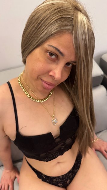 Once You Taste Me, You’ll Beg for More Once You Taste Me, You’ll Beg for More