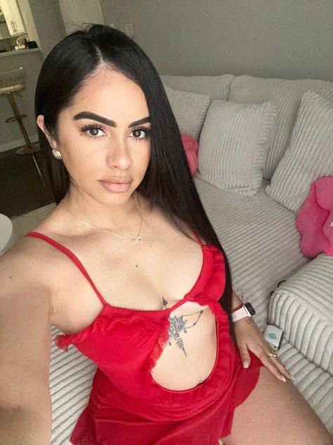 Pearl sexy girl available I'm ready to comfort you in everything baby Pearl sexy girl available I'm ready to comfort you in everything baby