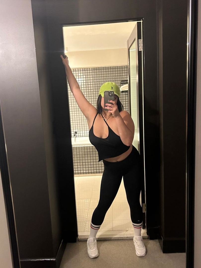 offer PARTY packages like strip tease (also dildoshows/xxshow) and costume parties/champagne girl or me as eventgirl and sex with more +2 guys/girls and I welcome couples (as long it’s with mutual res offer PARTY packages like strip tease (also dildoshows/xxshow) and costume parties/champagne girl or me as eventgirl and sex with more +2 guys/girls and I welcome couples (as long it’s with mutual res