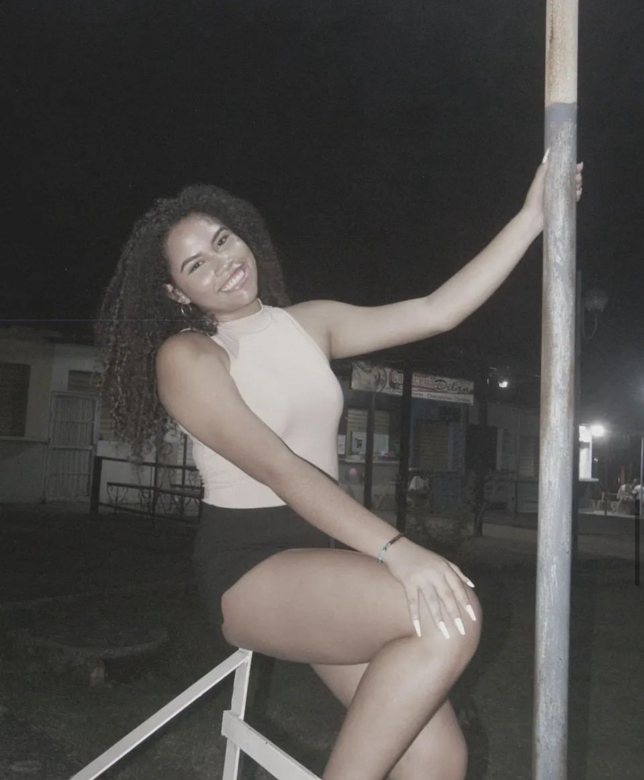 My name is Paola , 25years , I'm a great person, fun, spontaneous and loving. I like to laugh like gut hurting laughs a big kid at heart. Listening to music, reading, writing and anything outdoors is My name is Paola , 25years , I'm a great person, fun, spontaneous and loving. I like to laugh like gut hurting laughs a big kid at heart. Listening to music, reading, writing and anything outdoors is