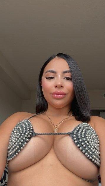 chica sexy disponible a todas horas para cumplir cualquier fantacia chica sexy disponible a todas horas para cumplir cualquier fantacia