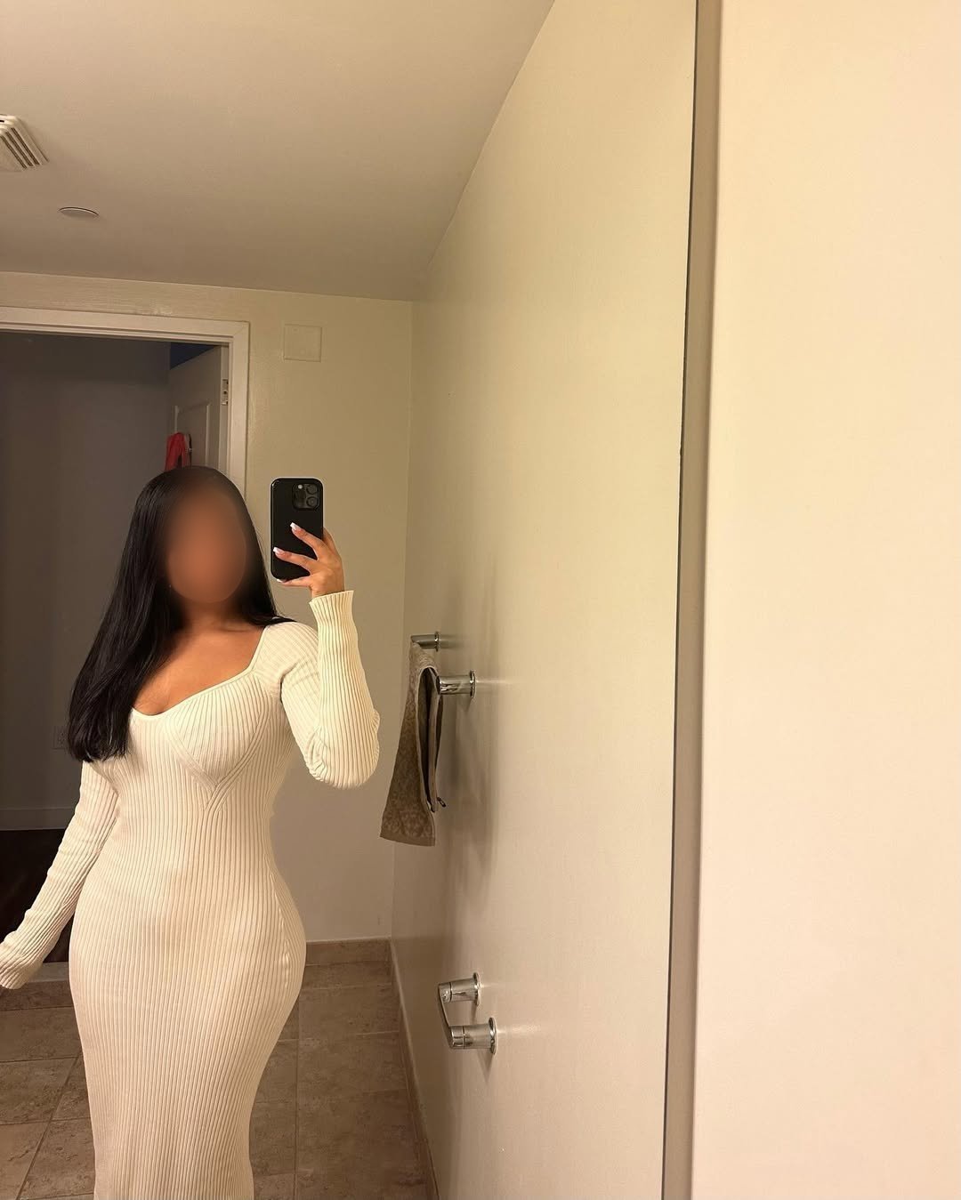 I am passionate and sensual, sophisticated but also fun with a very naughty side that I would like to share with you. I am aimed at exceptional gentlemen looking for the ultimate in companionship and I am passionate and sensual, sophisticated but also fun with a very naughty side that I would like to share with you. I am aimed at exceptional gentlemen looking for the ultimate in companionship and
