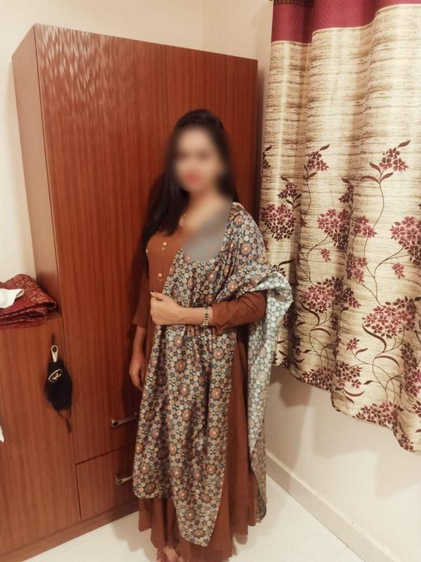 I am available for webcam and reel meeting all over Mumbai I am independent girl call me for best service 24 hours available