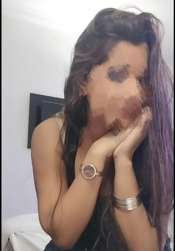 Hii am Shivani . 23 years independent girl 
all photos are my own and verified on
the website 
Real meet Service charge
1 session 10k
2 session 15 k
Full night 25k 
👉I provide full sex service from ki