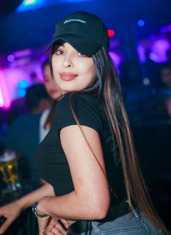 Hi
i am Lara.i am from Russia
İ am very nice Russian girl in bangkok.i am avaliable 24/7 in Bangkok.