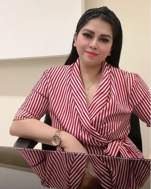 Hello dear, I’m sweet elegant real woman i can give you the best massage you ever experienced.Just try me and you won’t regret.Always groomed and fresh. What you see is what you get ❤️. Maximum pleasu