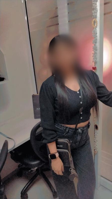I am a passionate independent lady I can travel all around Bengaluru.