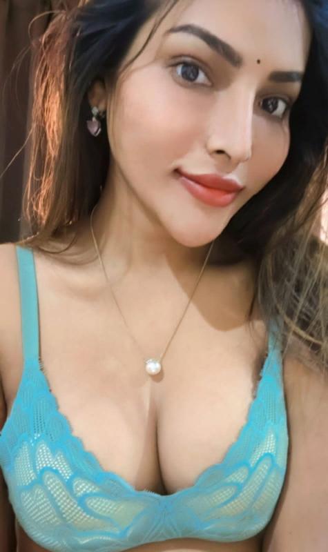 No advance payment.....
Ping me whstapp for more details....
I have safe place i stay alone.....
Rommance 
Body play...