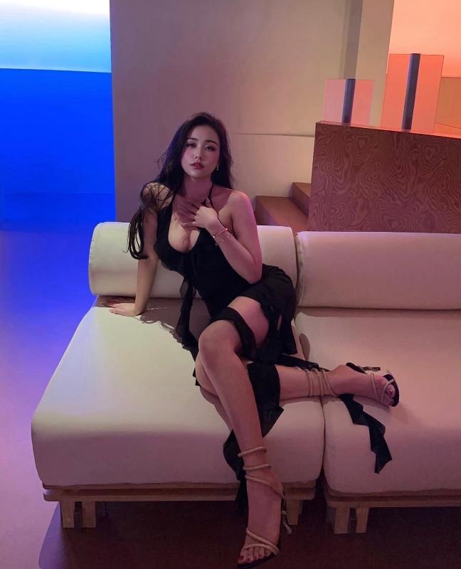 I am a tanned, friendly and sexy girl waiting for you in a private, safe and clean apartment. Big natural breasts, full lips will slowly touch your body. I really like French kissing 💋 💋💋 You will not
