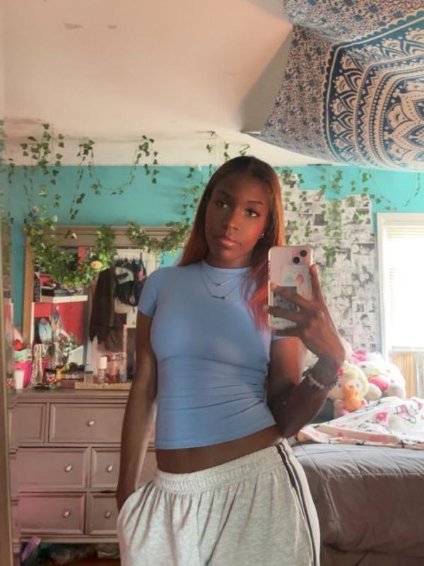 FaceTime session and content available