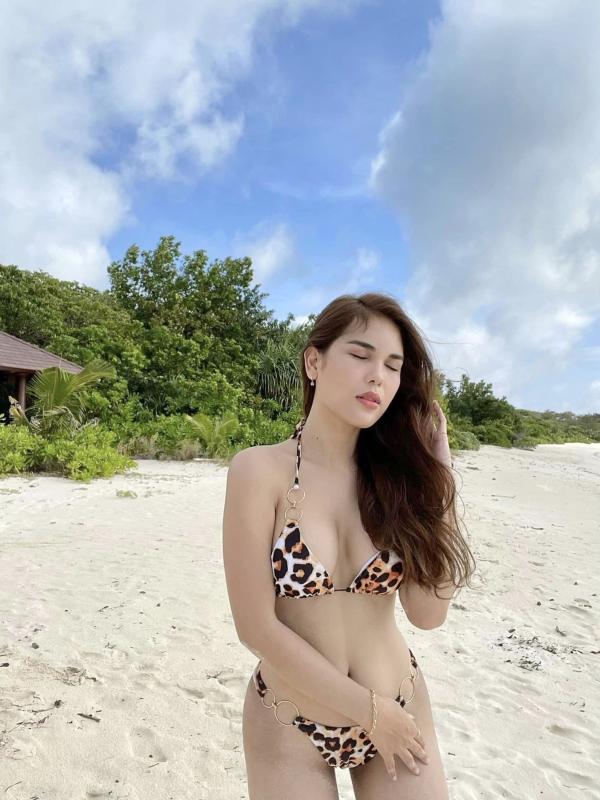 Hello, I'm Kassandra Filipina Australian 🇵🇭🇦🇺 .If you are looking for fresh, untouched and pure the you found the right gal. I'm young and will do everything to make you happy and satisfied. I will ma