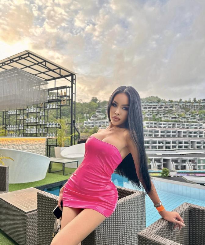 Hi guys
Young escort lady living in Patong Phuket 😄
I’m very entertaining,friendly person sweet and romance that’s all I can say. Willing to meet and respect clients privacy. Don’t get shy to say hi o