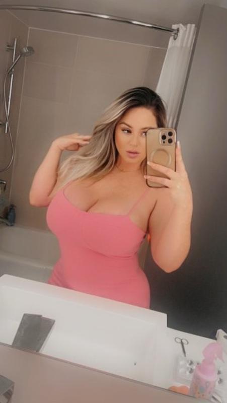 HUGE TITS AND SINFUL CURVES_____ SEXY BLONDE