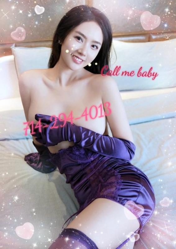 Young girls 🌹big boob👙🍑VIP service 714-294-4013