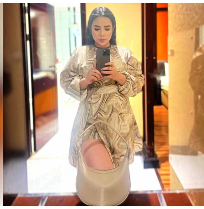 Hello everyone, my name is Nadear
I'm from thailand🇹🇭 
♥️I have body good not fat not thin But has a big ass 🍑🍑🍑🍑🍑🍑
⭐im Professional massage.You will be relaxed from our service. My hand massage was a