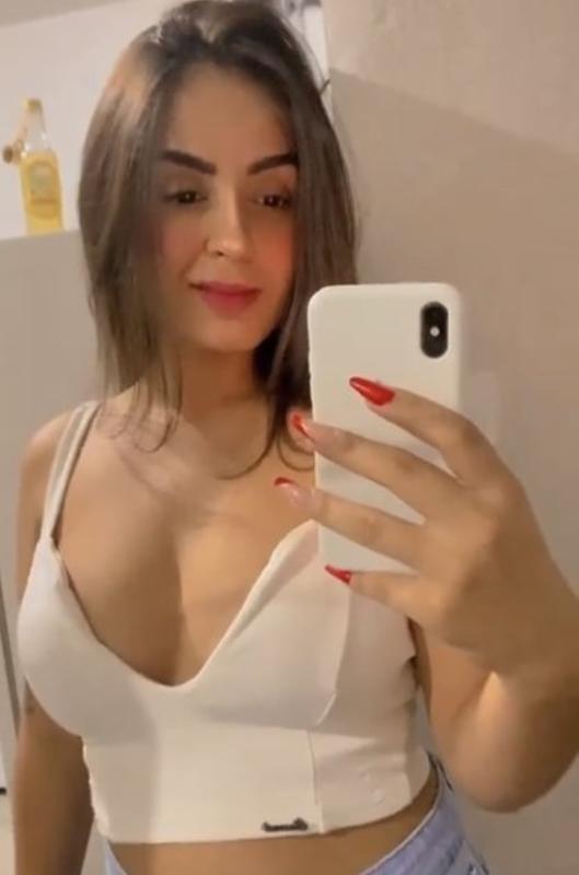I’m available for both incall and outcall