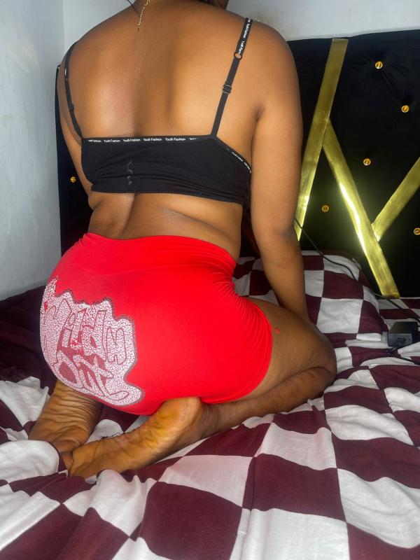 I do massage : the act or art of treating the body by rubbing, kneading, patting, or the like, to stimulate circulation, increase suppleness, relieve tension, and also happy ending..