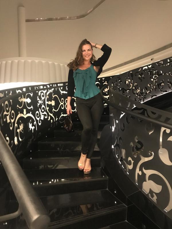 No Photoshop and filters! Everything is natural.
I am Russian highly educated girl with the experience of working mostly in strip clubs worldwide, can offer a special top quality level of the service