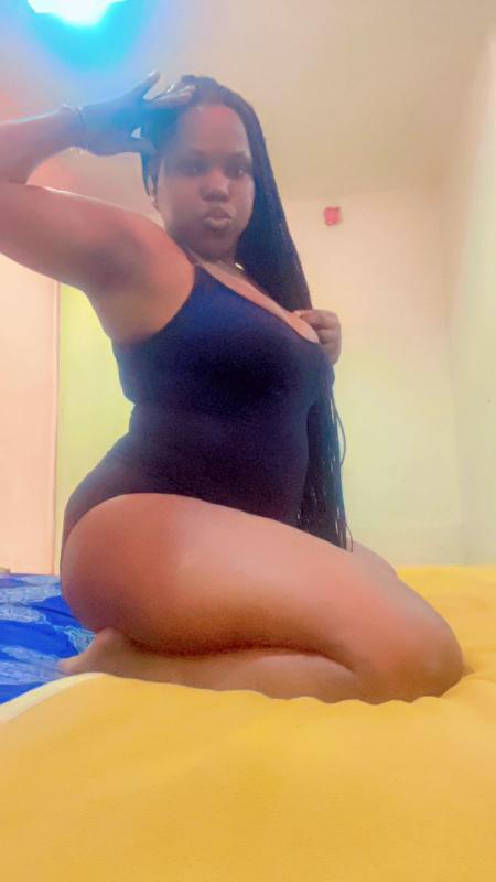 I am Liam busty African hot girl living in Ahmedabad.