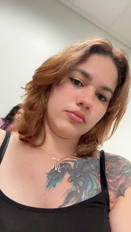 Hola bebé estoy aquí para cumplirte tus fantasía mas oscuras..