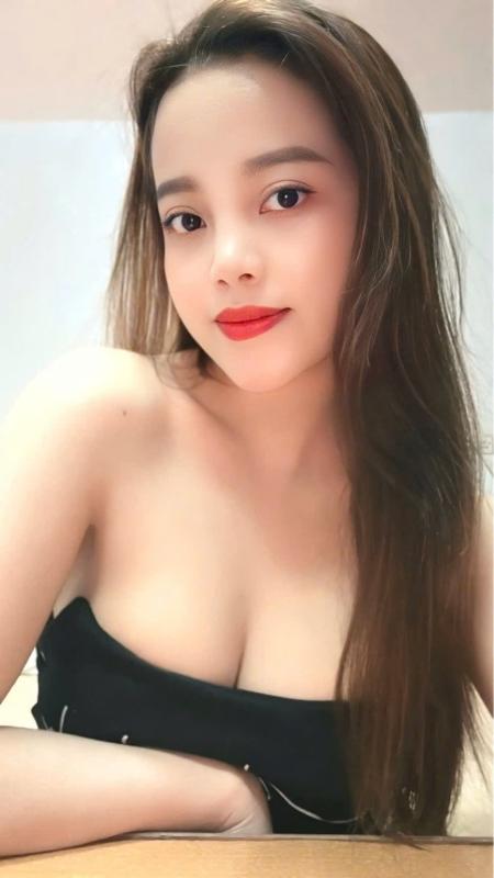Hello I am nhi come to do massage and sex service in Singapore nice to meet you and serve you best this year I am 24 and single welcome you to come to me we will have .....I am ready to meet you and s
