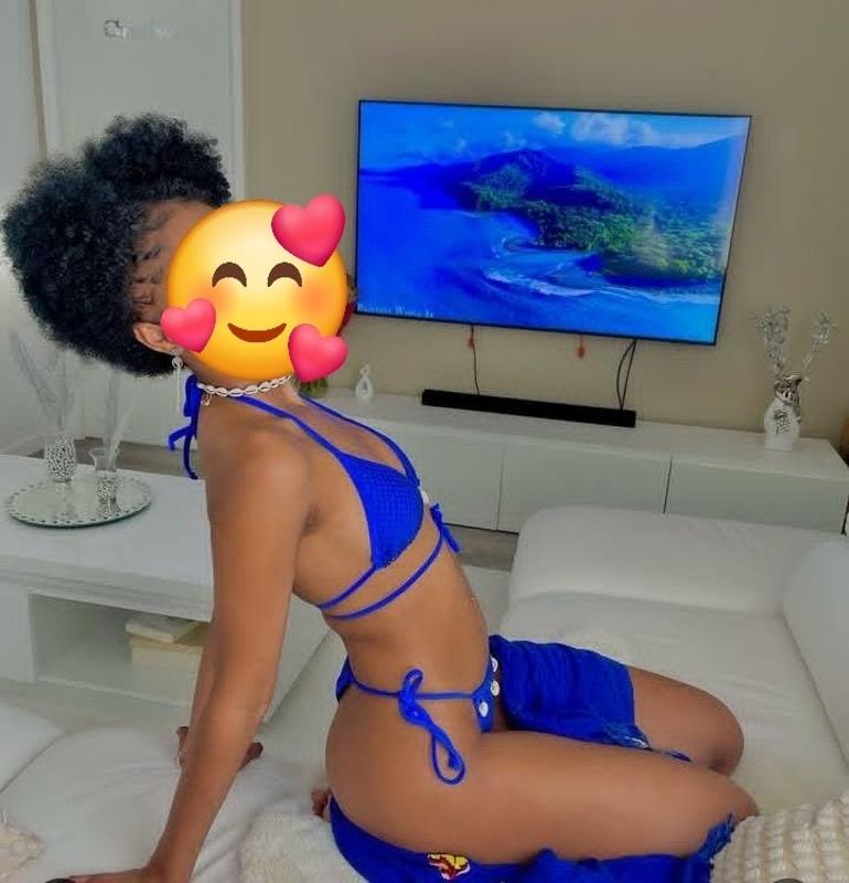 Am your girl Laila.Are you seeking for petite, witty romantic companion with gorgeous body natural boobs, appetizing ass and lovely face?
Am ready to seduce you with my juicy pretty look ,
Am always r