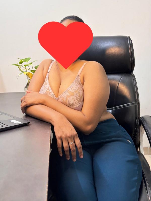 Hello Guys, I'm Neha 24 years old girl ready to give you full seductive experience by audio and videocall sex.(Listen sex stories in my voice)