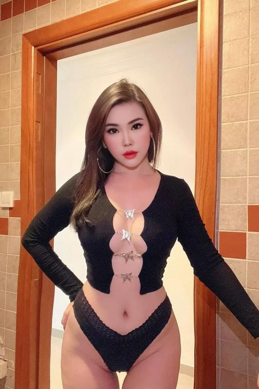 I’m Kendy pictures real 100%  Now it is time to discover your deepest desires.I am a discreet, super busty, Sexy, seductive, Confident,accomplished escort.I can get you extremely hot under the collar