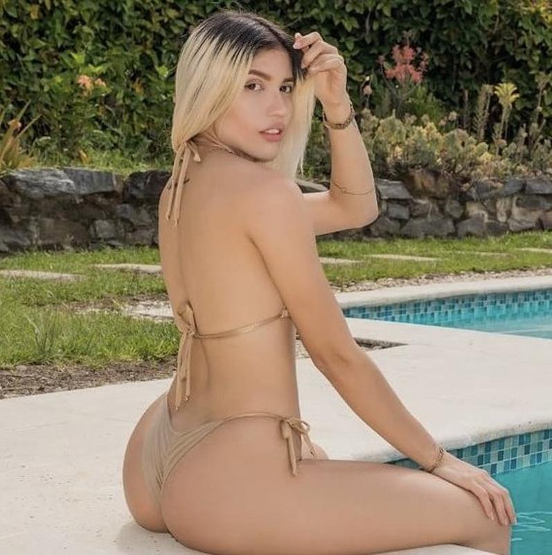 I’m available for sex hookup and body massage