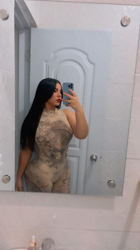 Pay Cash Full Service Latina hot available call me daddy No game