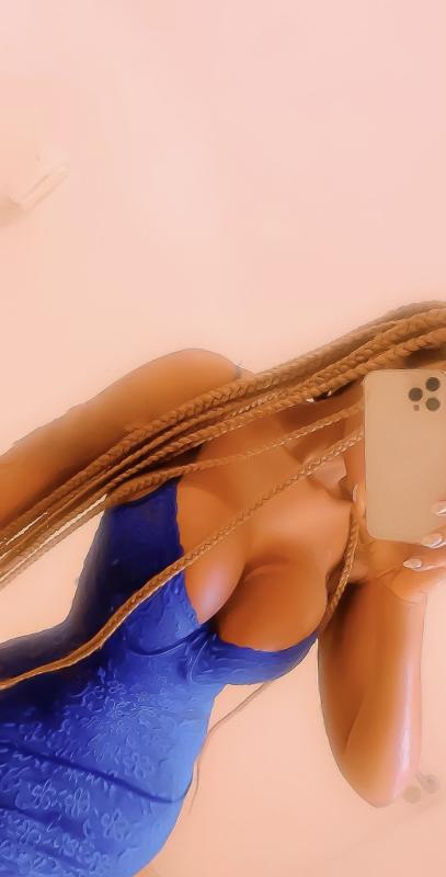 I’m elegant, sumptuous, with lovely figure that can turn heads anywhere anytime,
well travelled and thoroughly enjoy trying new things and new experiences!
