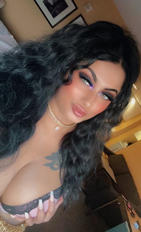 Riya, Your Sensational, Exotic Indian Fantasy