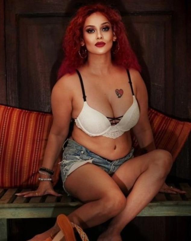 💋Hi, we are From India. We are 2 Models here, Available for  Webcam Services, Sextings with live pics and Prerecorded Videos.