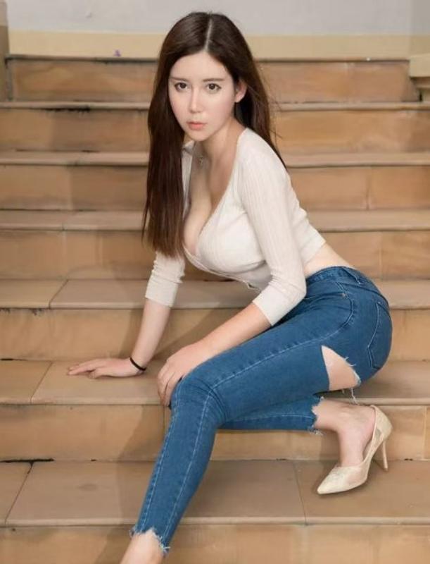 Sexy Asian here with your best VIP service in town BBBJ BBFS DATY CIP
