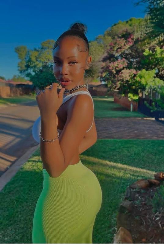 I am Bella super hot African sexy girl living in Ahmedabad