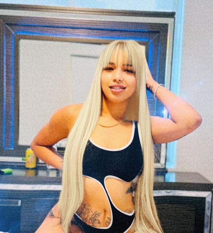Sexy and sweet Latin girl in you city