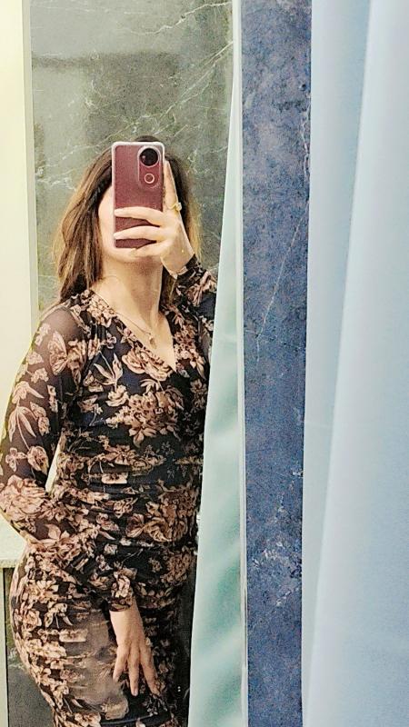 Hey boys..
I am independent girl 25 years old
If you are looking for genuine meet then you are at the right place
I can assure you to make happy and relaxed 
I am tall and clim