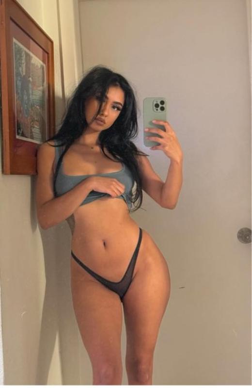 Come Escape the wildest erotic Slut