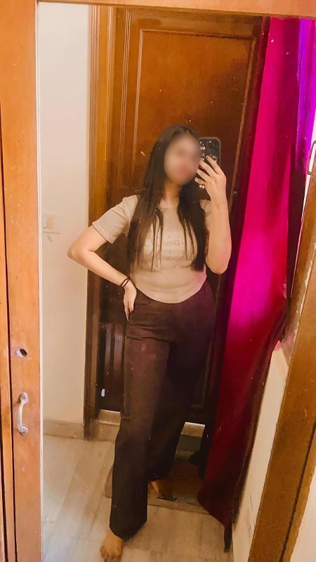 Welcome to my profile
I'm Priyanka ❤️
I'm independent girl ⭐
all photos are my own and verified on
the website ⭐
l am beautiful sexy n busty chick girl ⭐
my asset size (34-30-32)❤️