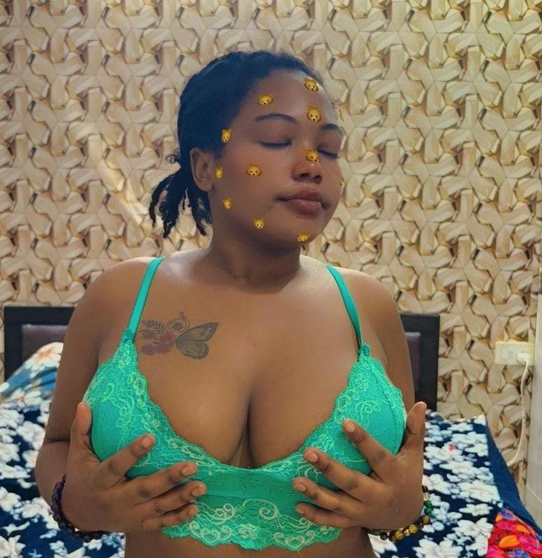 MY PUSSY IS FULLY WET FOR YOU BABY, CALL ME NOW FOR REAL FUCK
