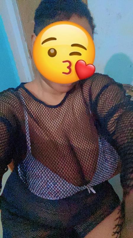 Hii am Baby from New Town, Kolkata. 
I’m super discrete, classy, attractive slim beautiful melanin babe ❤️. It’s always QUALITY over quantity. 
My slim gorgeous body is like no other, my soft, smooth