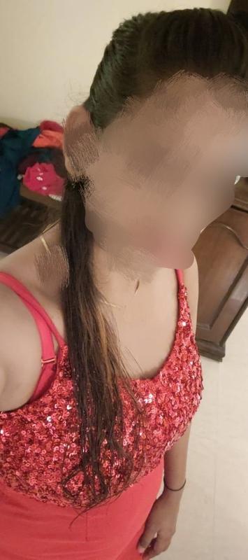 Hi guys, I am Meera a genuine independent girl in your service.